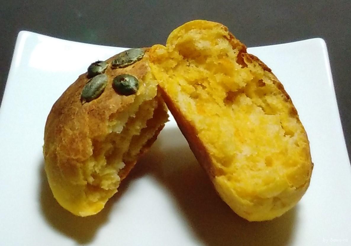 梶晶子さんの ポリ袋で作るパン ポリパン でかぼちゃパンを作ってみました